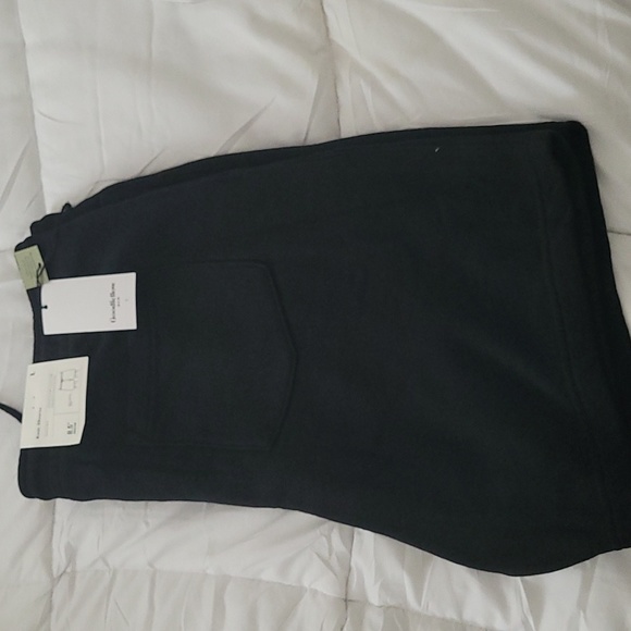 KNIT SHORTS - Picture 3 of 3